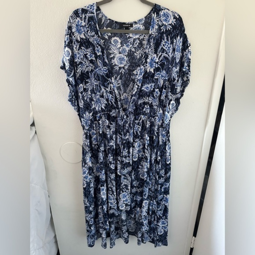 Torrid Floral Tie‎ Kaftan